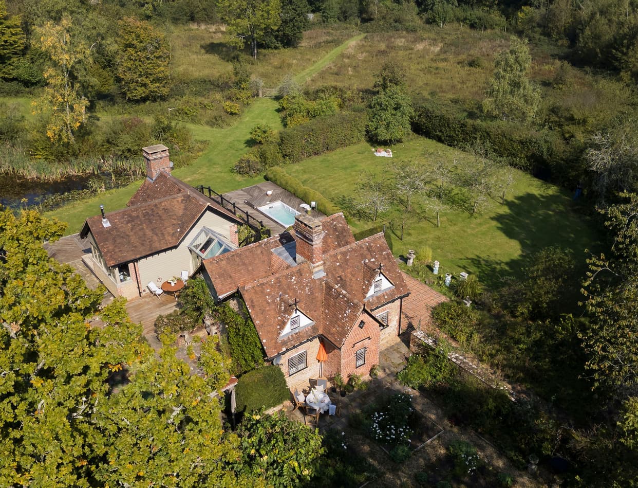 Walled Garden Country Cottage