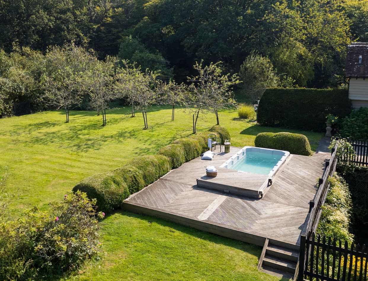 Walled Garden Country Cottage