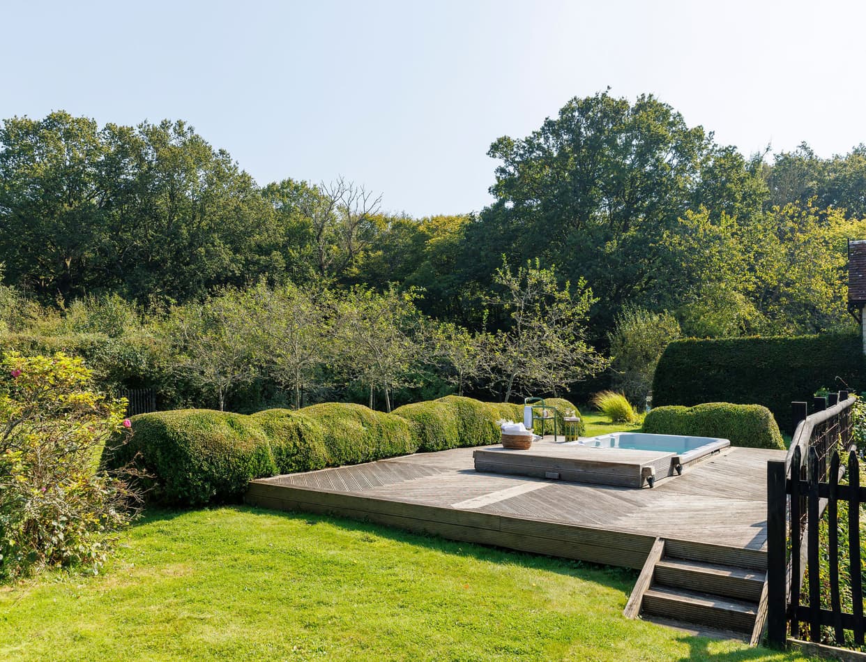 Walled Garden Country Cottage