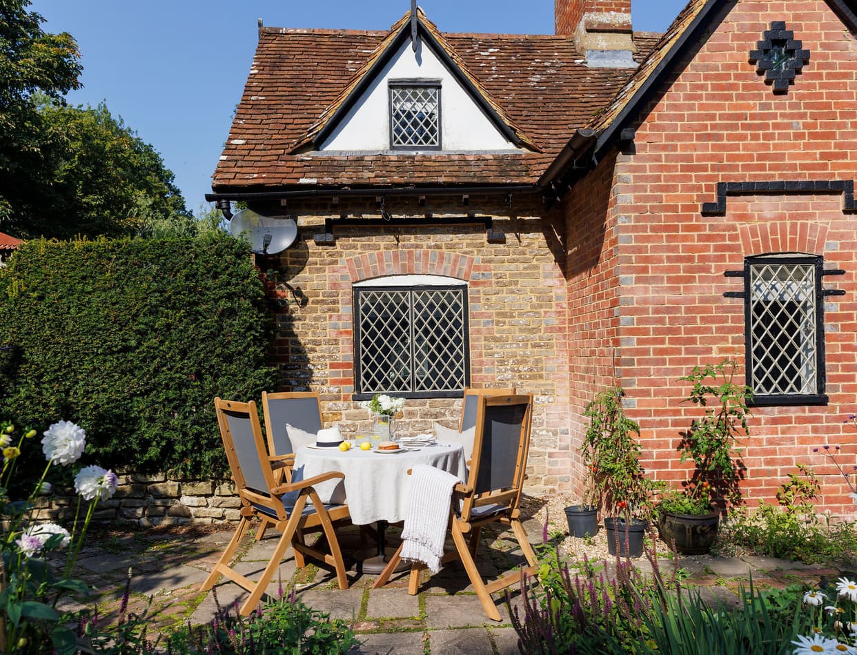 Walled Garden Country Cottage