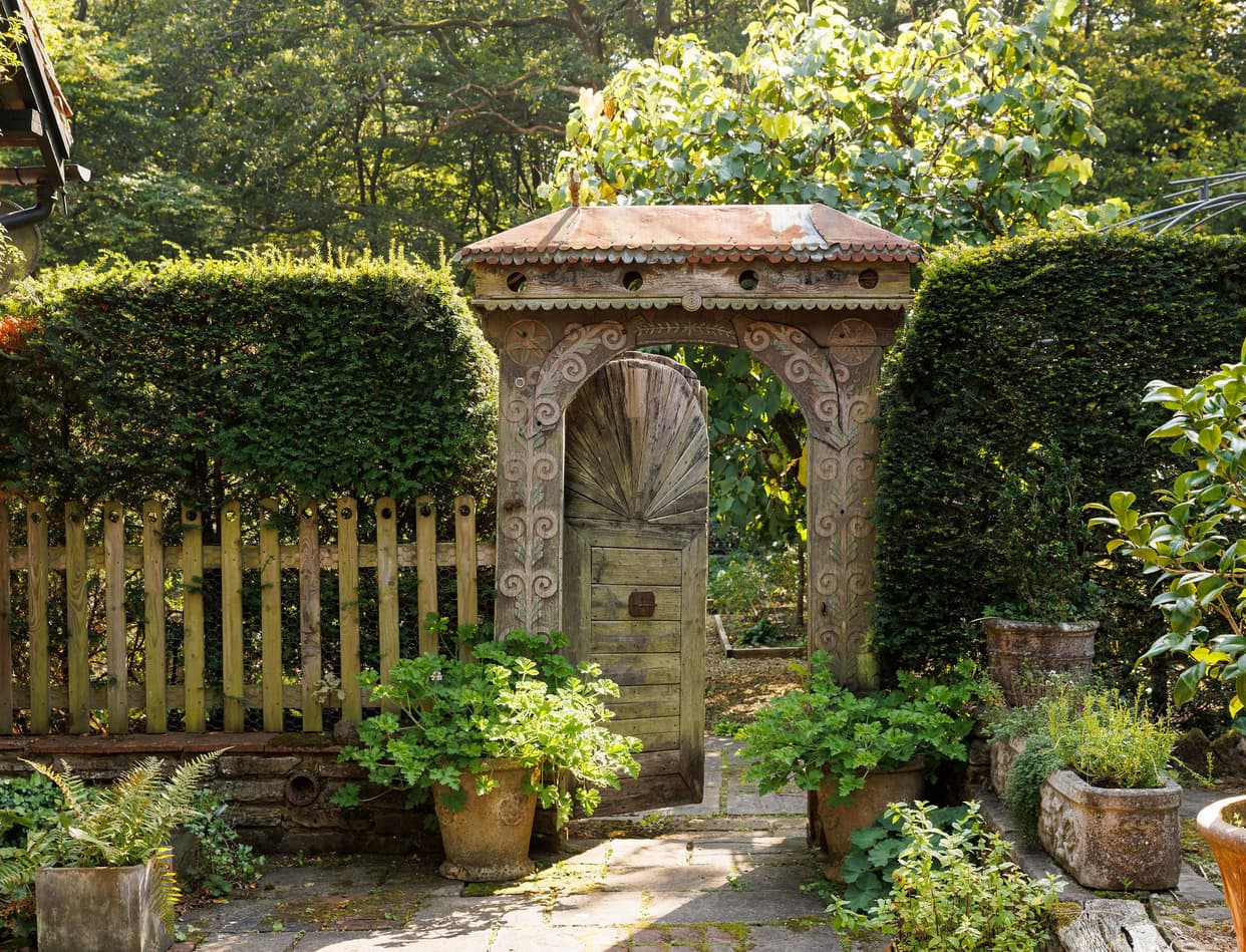 Walled Garden Country Cottage