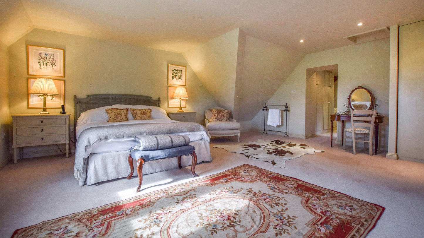 Elegant Cotswolds Mill