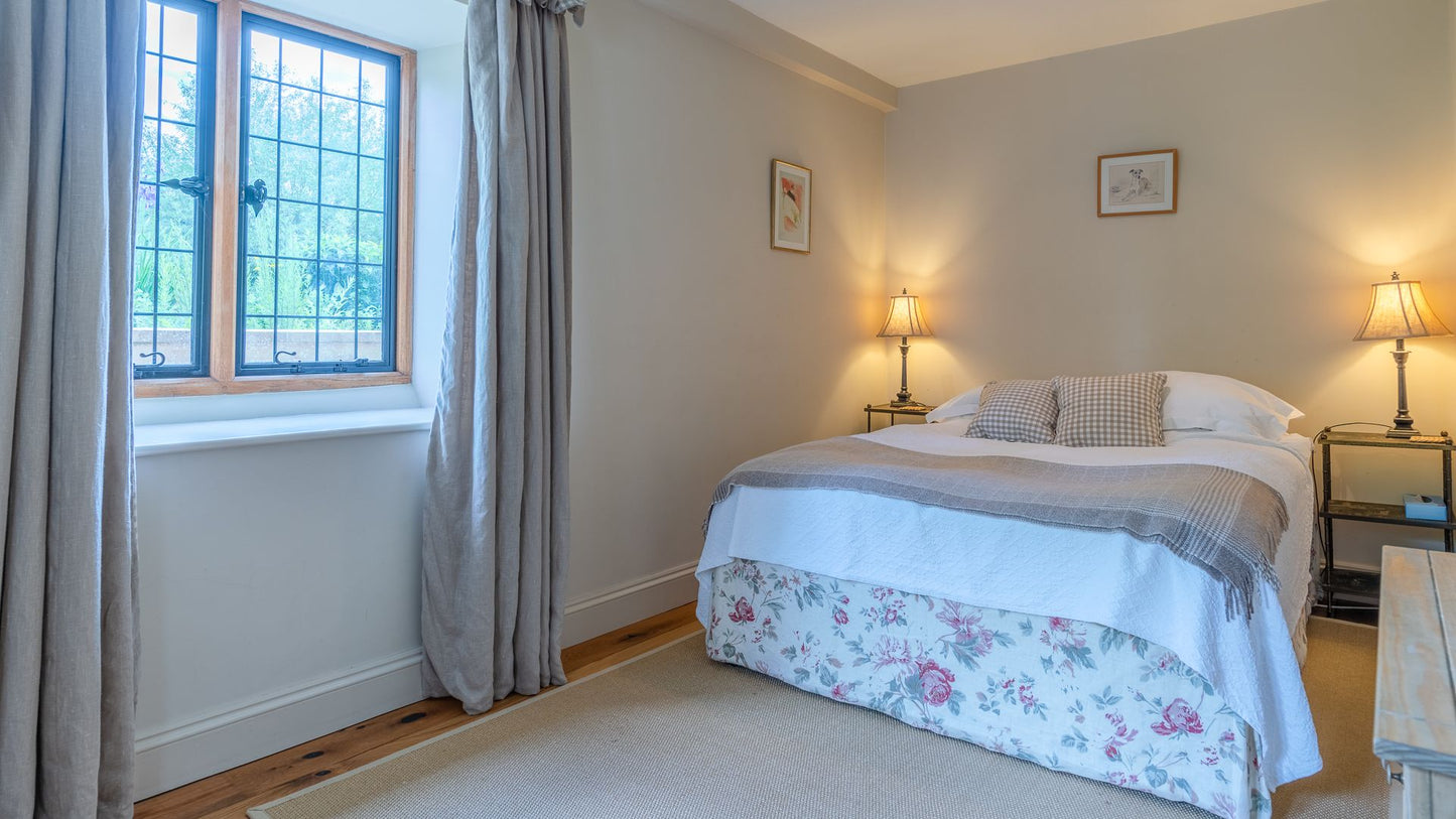 Elegant Cotswolds Mill