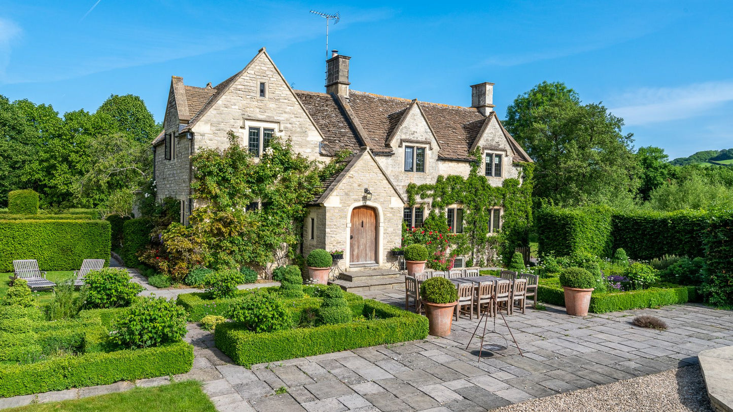Elegant Cotswolds Mill