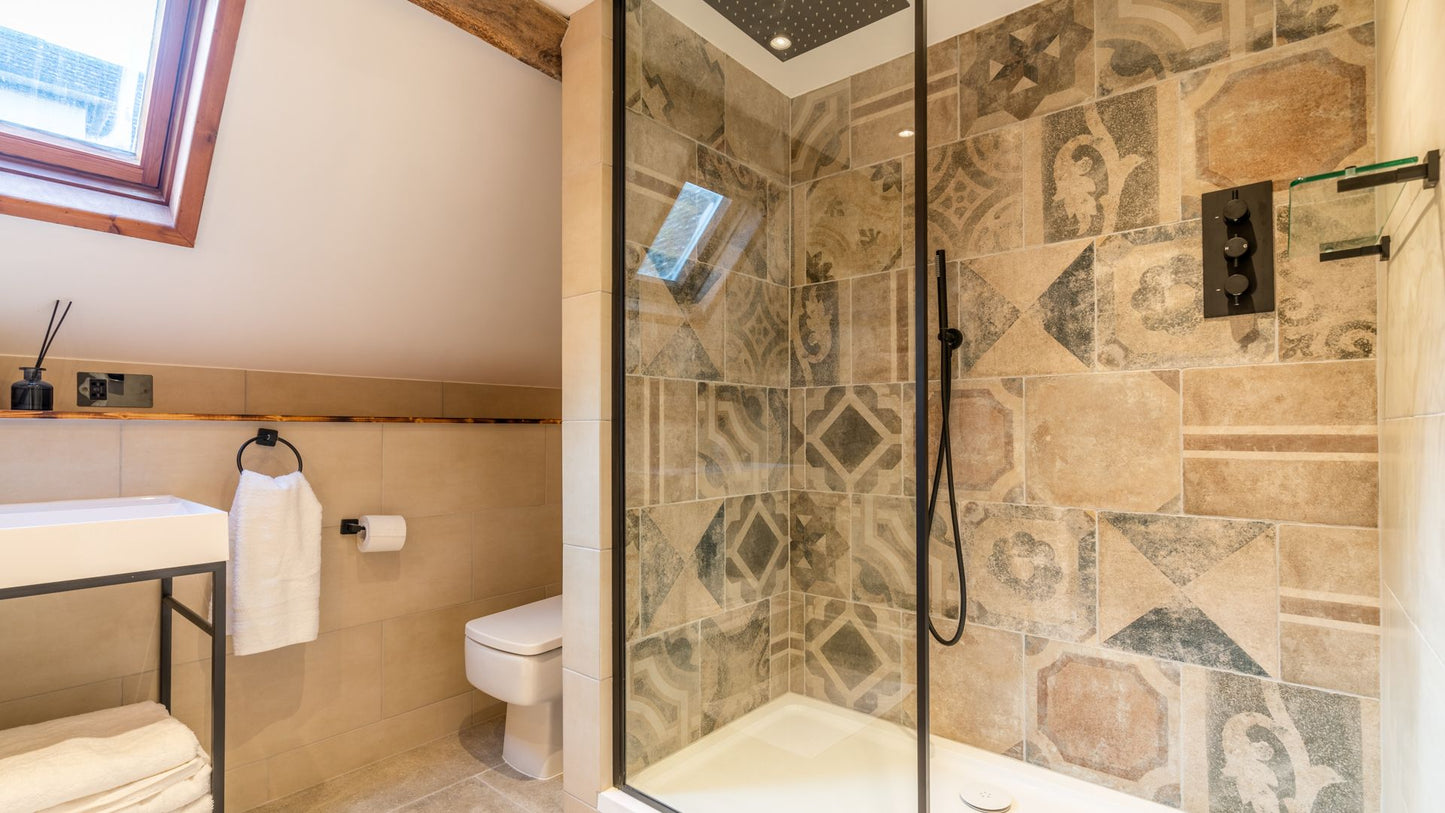 Picturesque Cotswolds Manor
