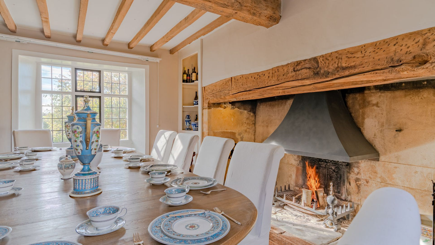 Picturesque Cotswolds Manor