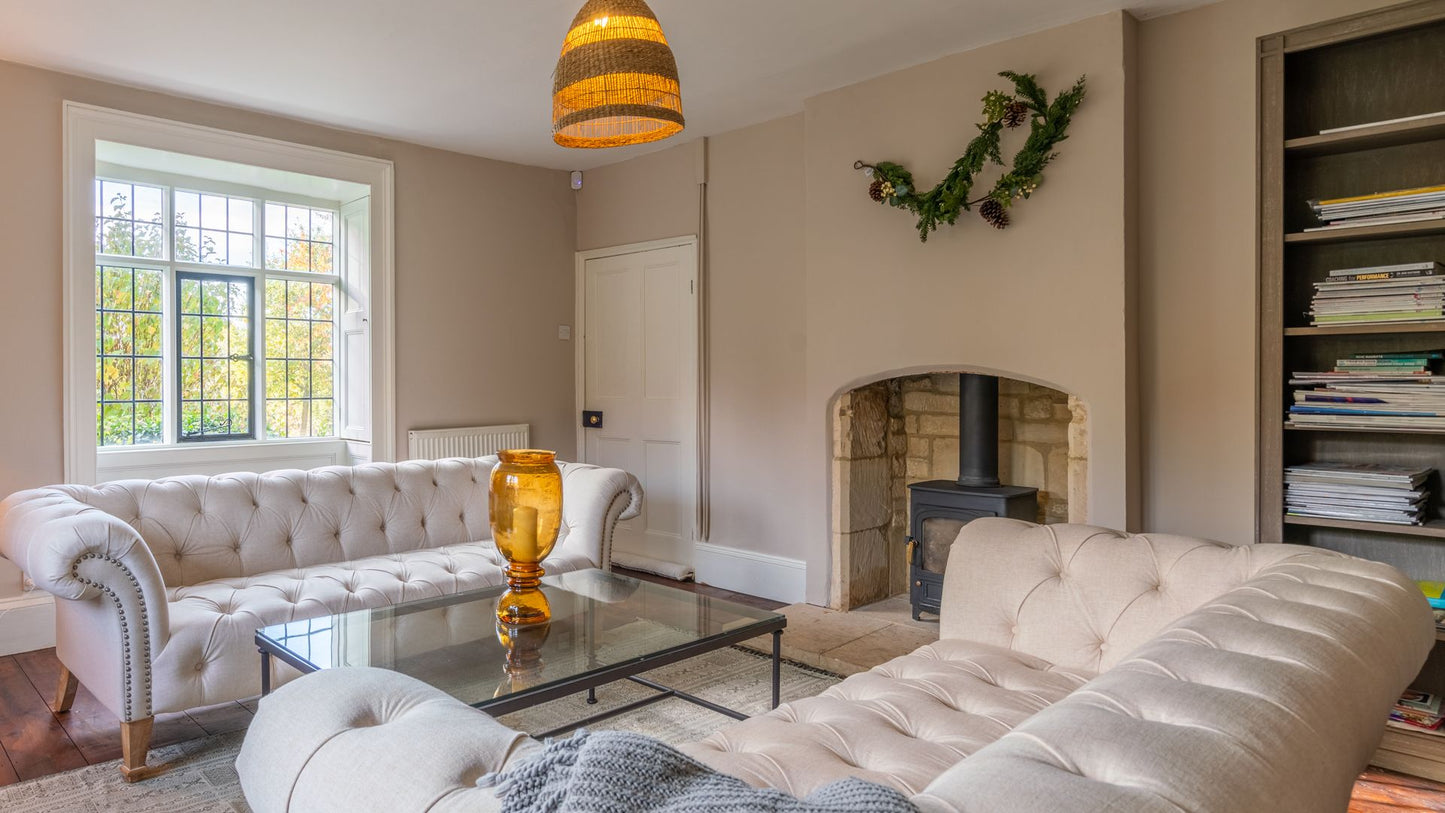 Picturesque Cotswolds Manor