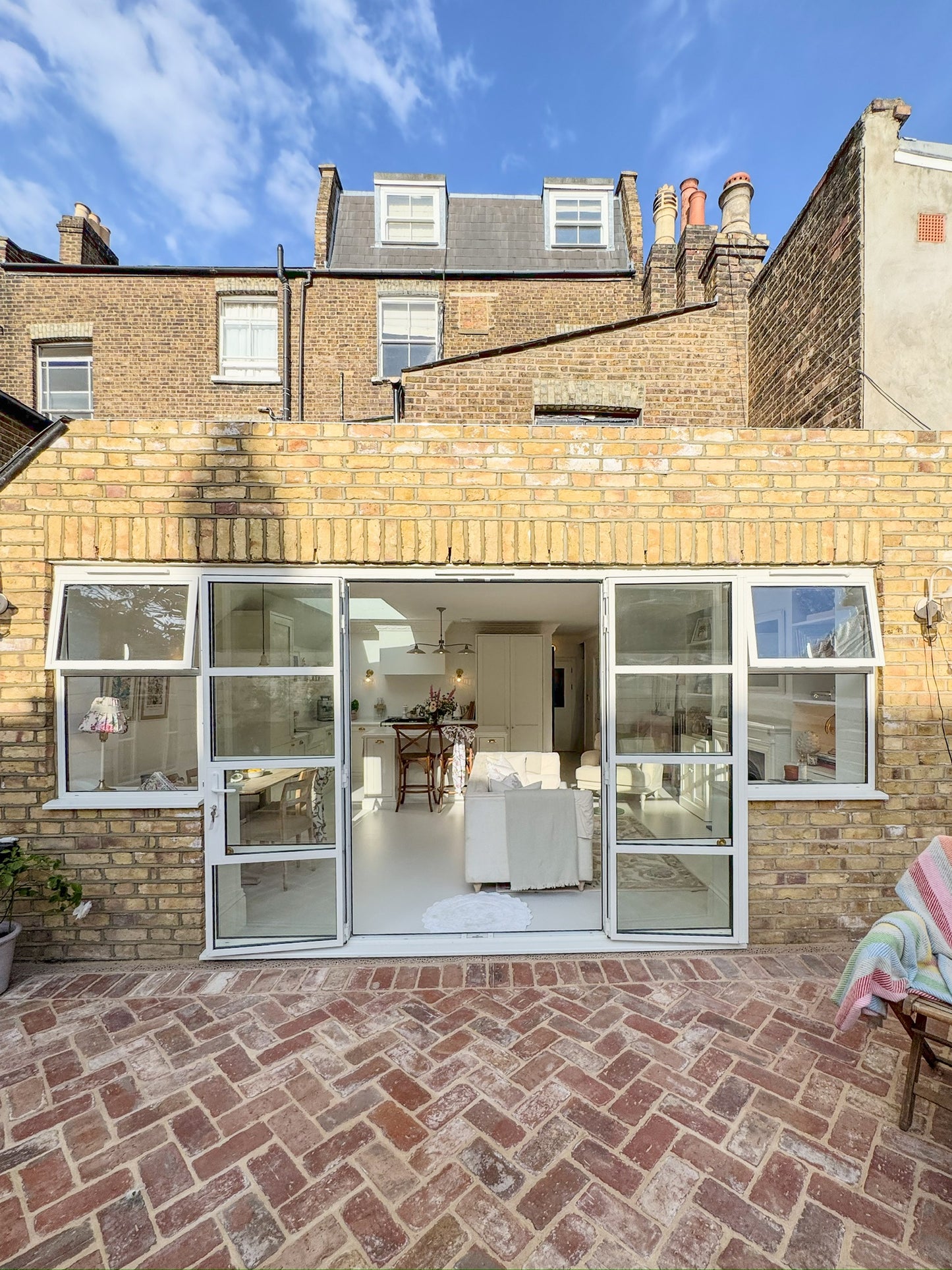 Bright West London Garden Flat