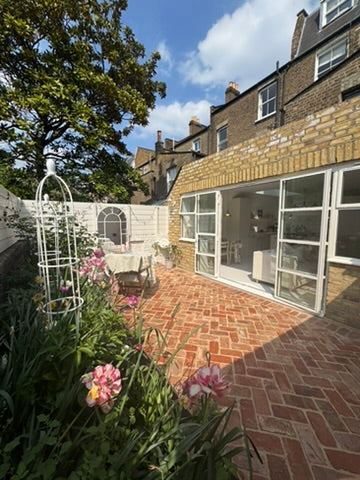 Bright West London Garden Flat