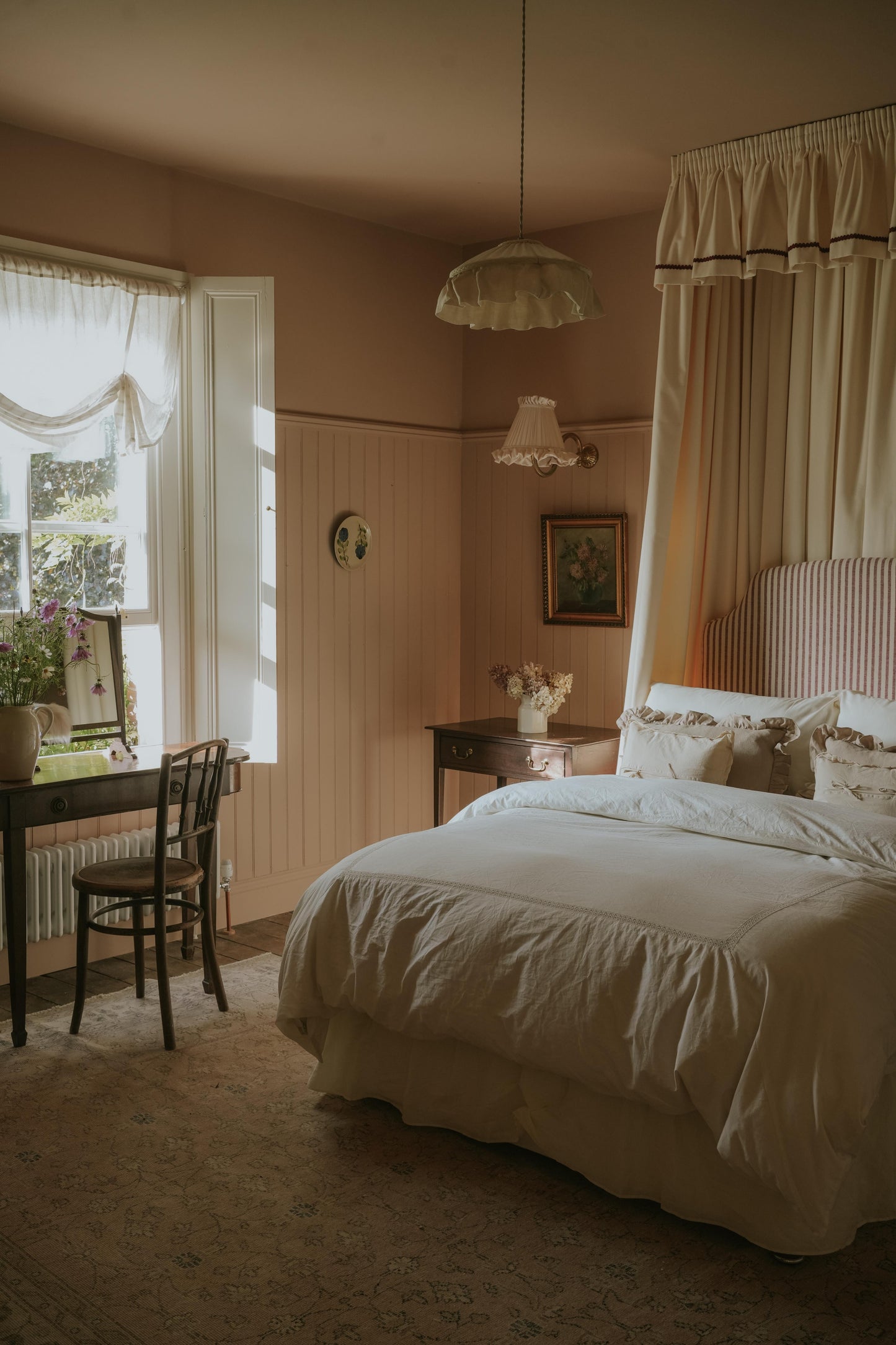 Victorian Vintage Country House