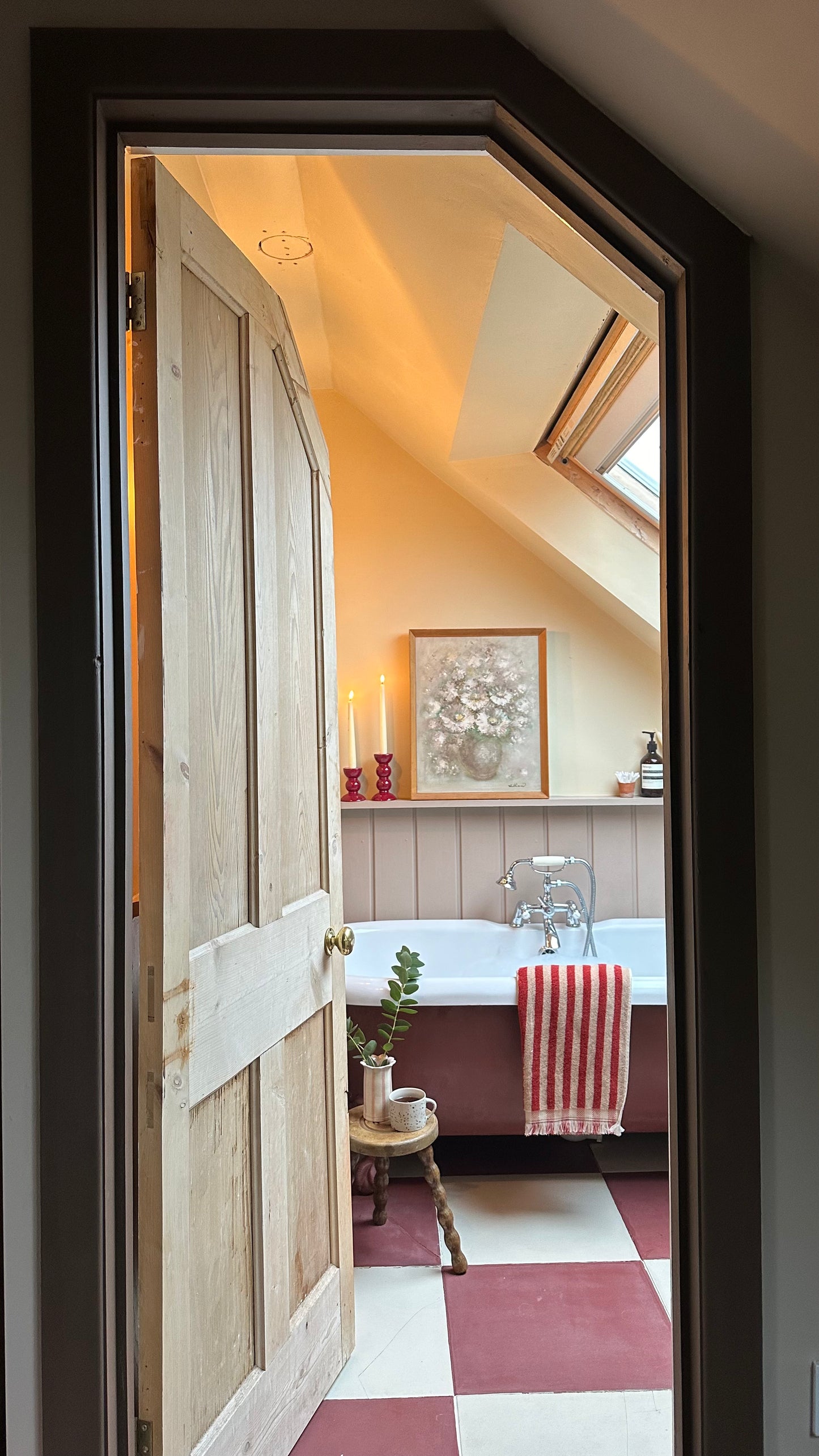 Colourful Vintage 1930's House