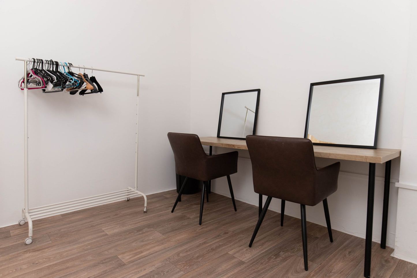 Warm Concrete Lifestyle Studio