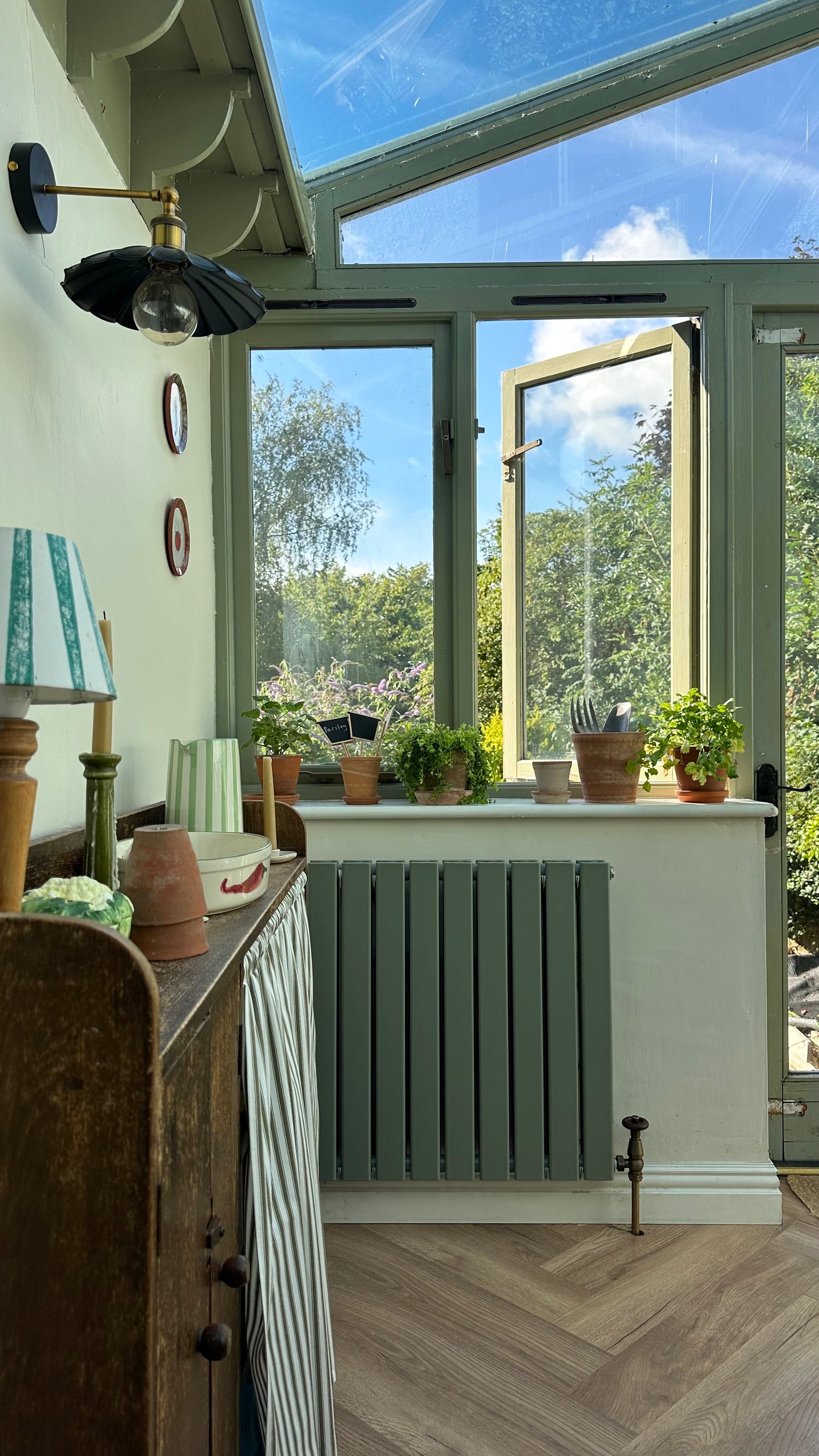 Colourful Vintage 1930's House