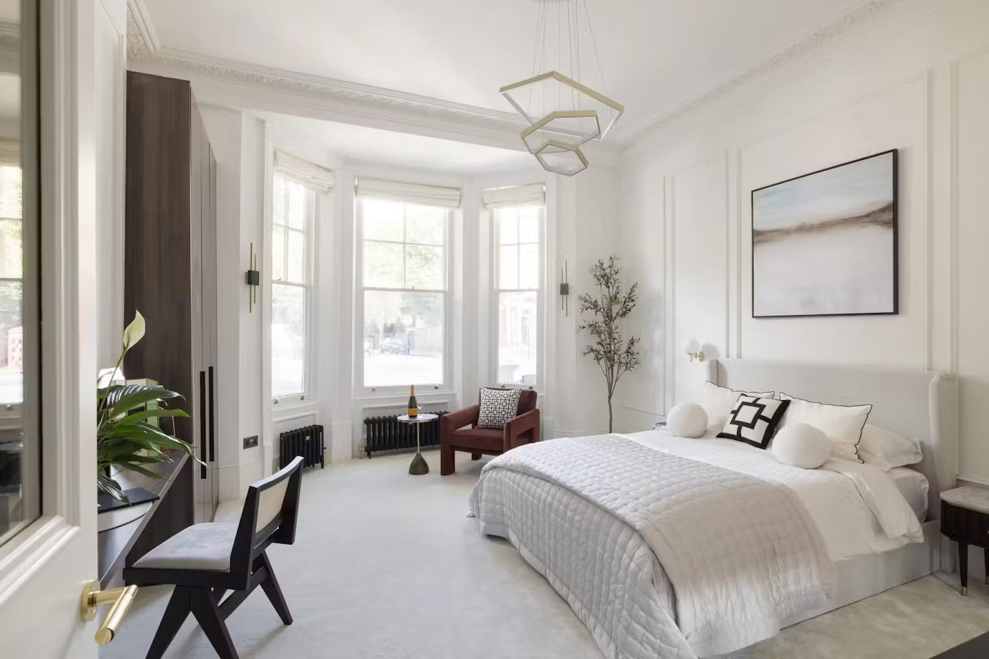 Graceful Elegant Apartment