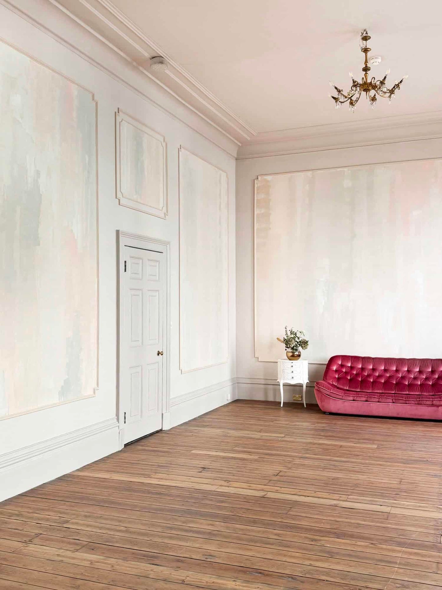 Abstract Georgian Townhouse Suite