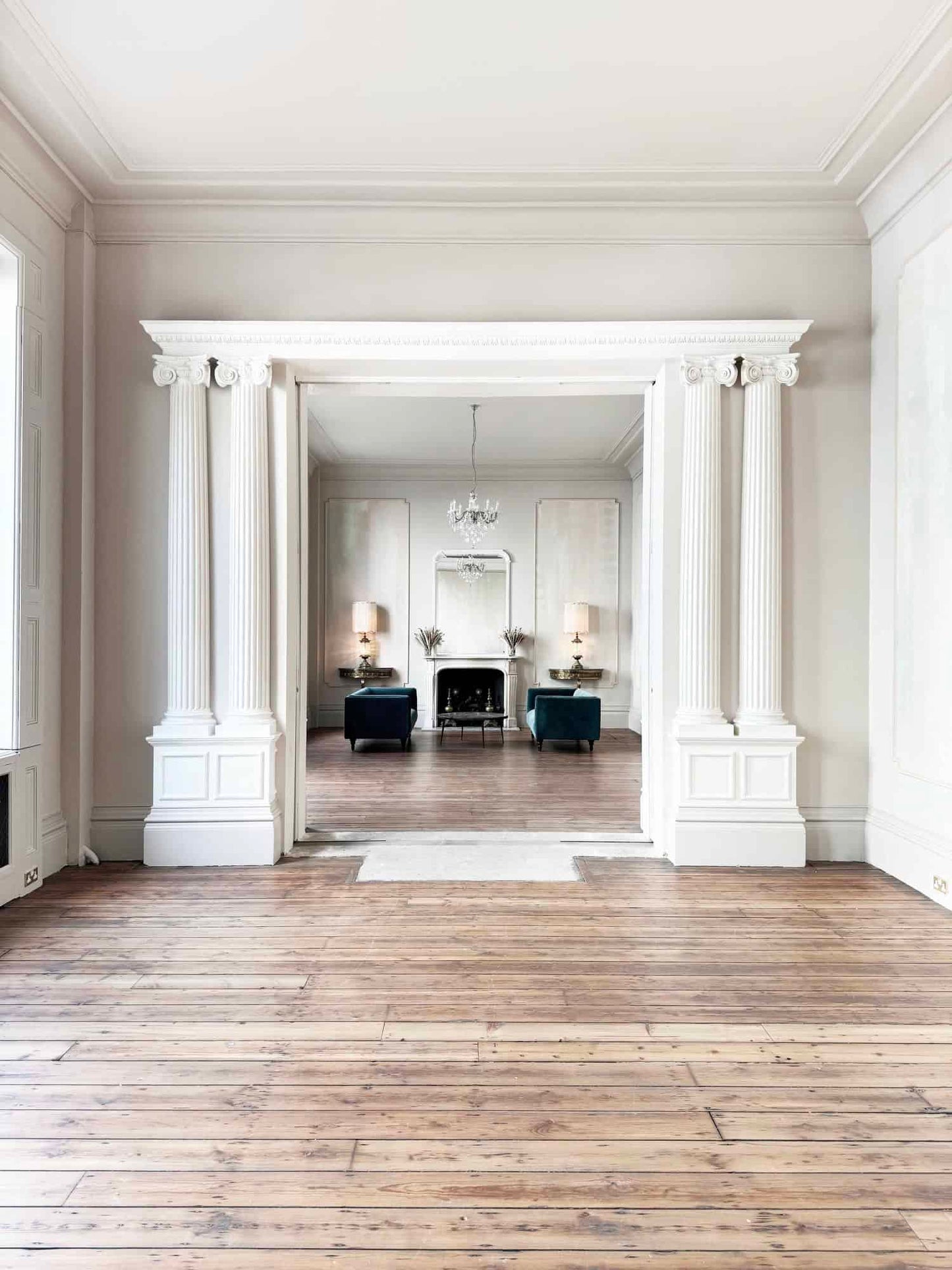 Abstract Georgian Townhouse Suite