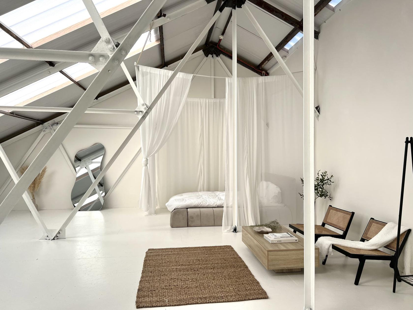 Aesthetic Content Creation Studio
