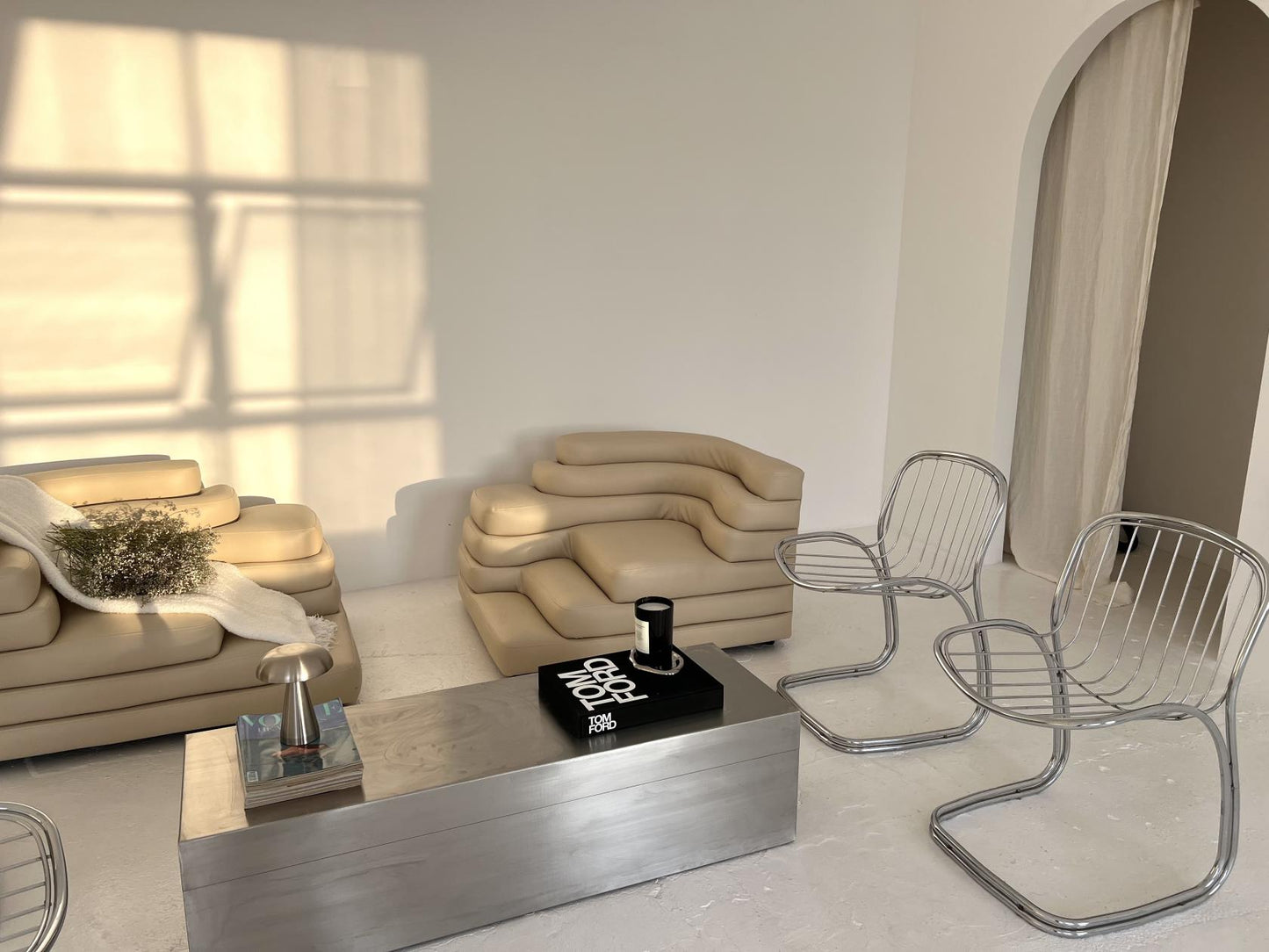 Aesthetic Content Creation Studio