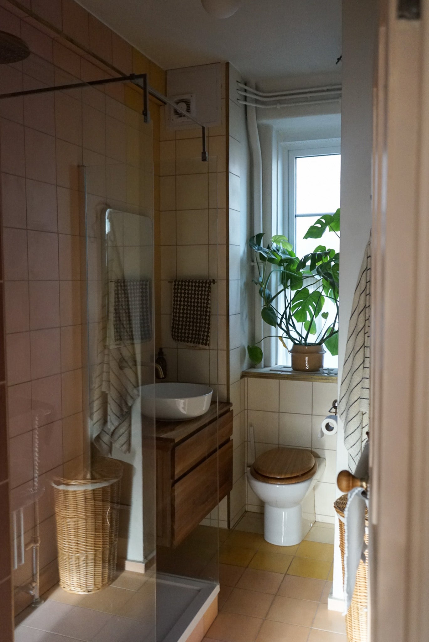 Colourful Pastel East London Apartment