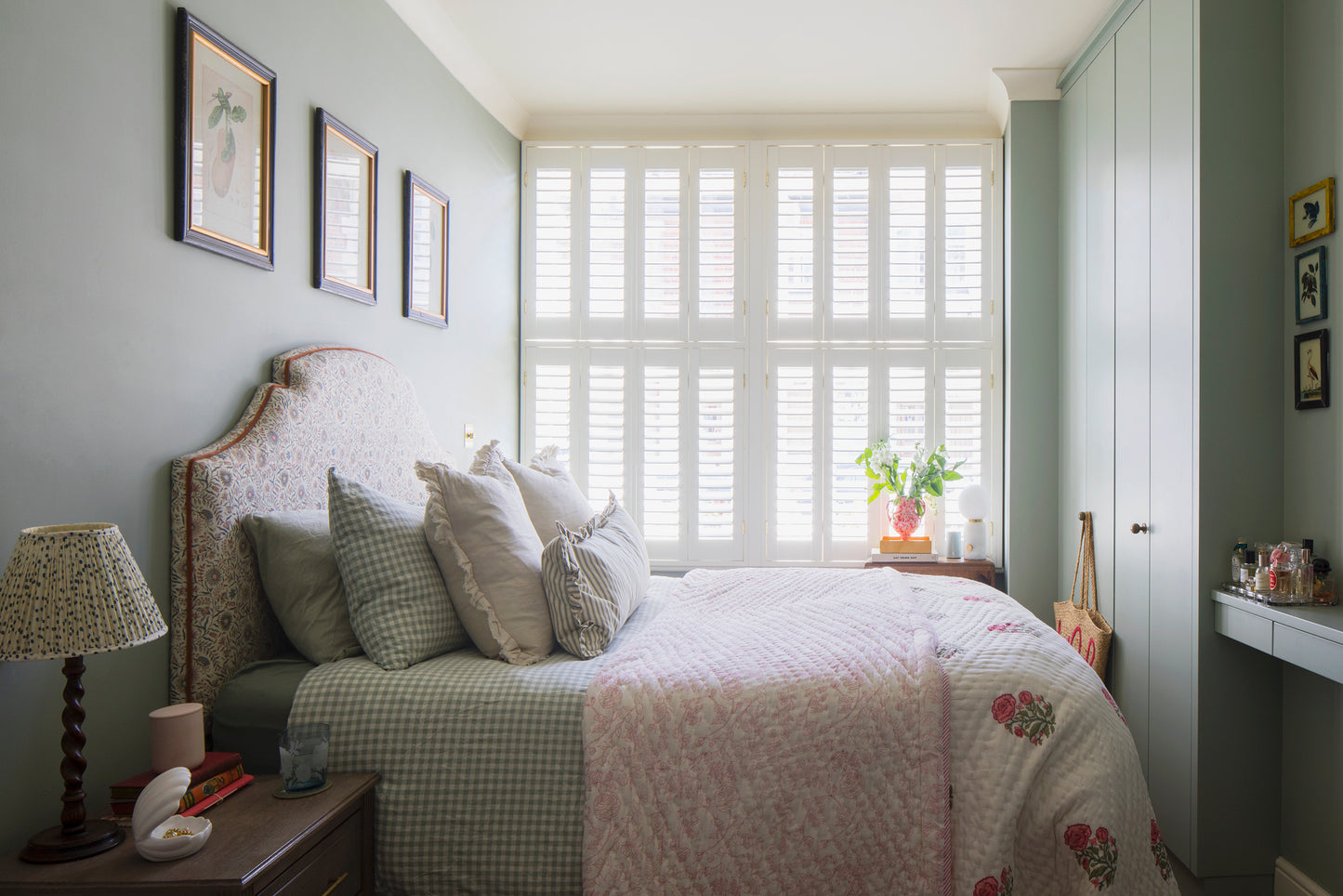 Pretty Pattern Floral Flat Fulham