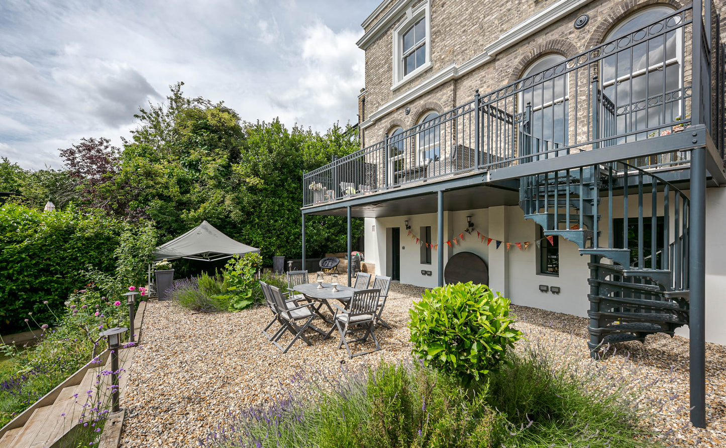 Period Crystal Palace Period Home