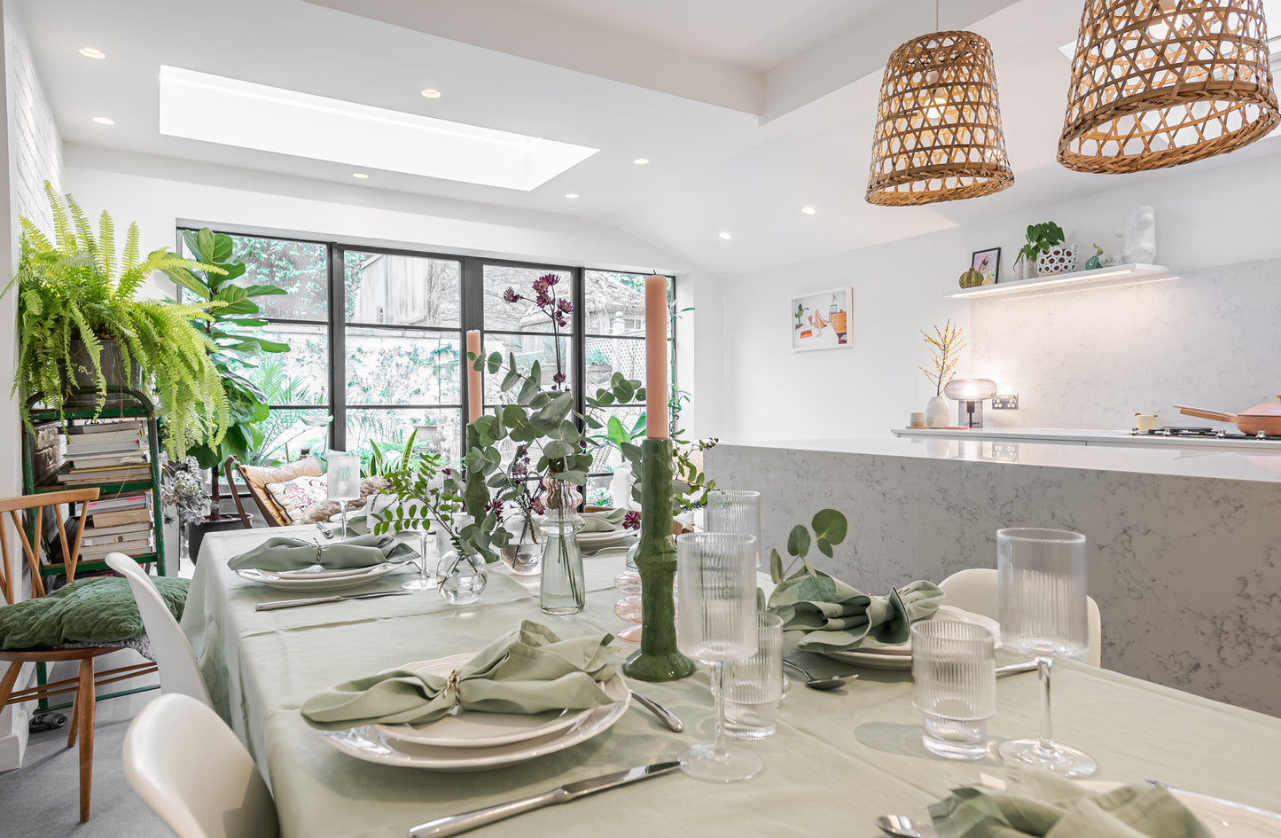 White Minimalist Open Plan Parsons Green