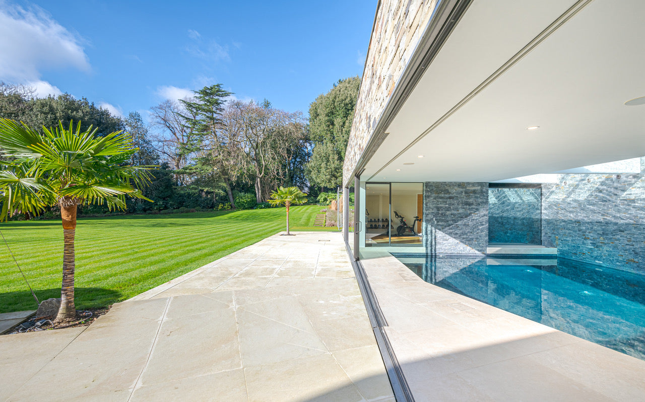 Architectural Gem Glass House Kingston