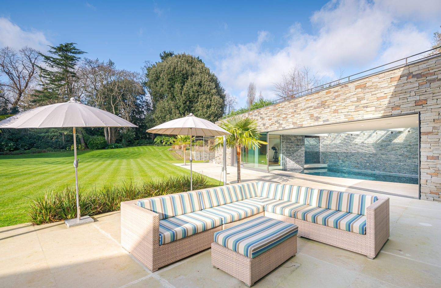 Architectural Gem Glass House Kingston