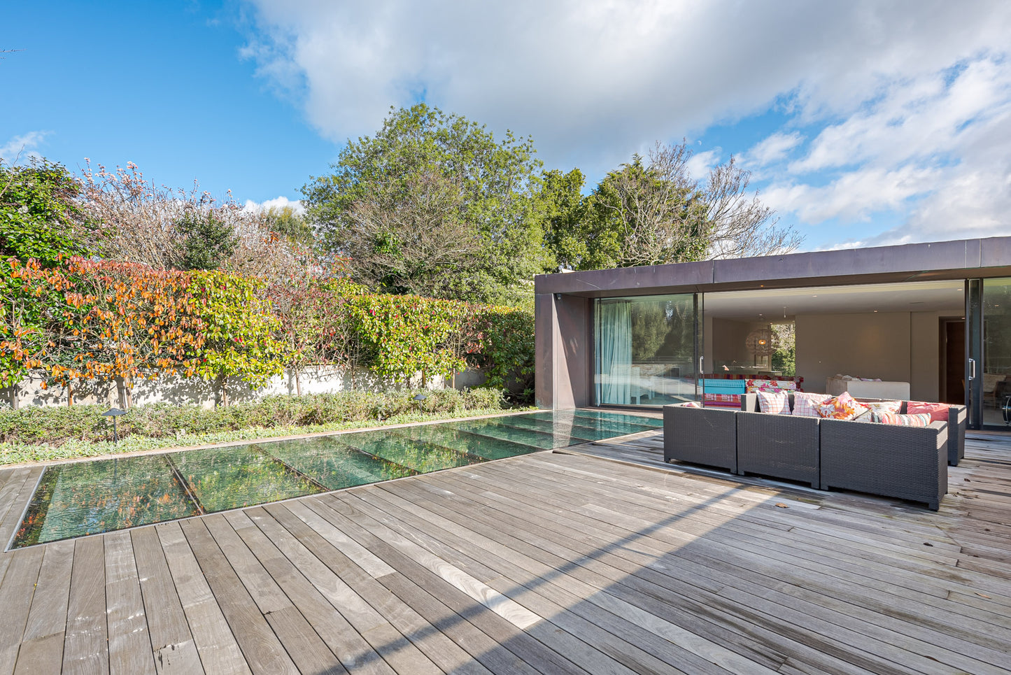 Architectural Gem Glass House Kingston