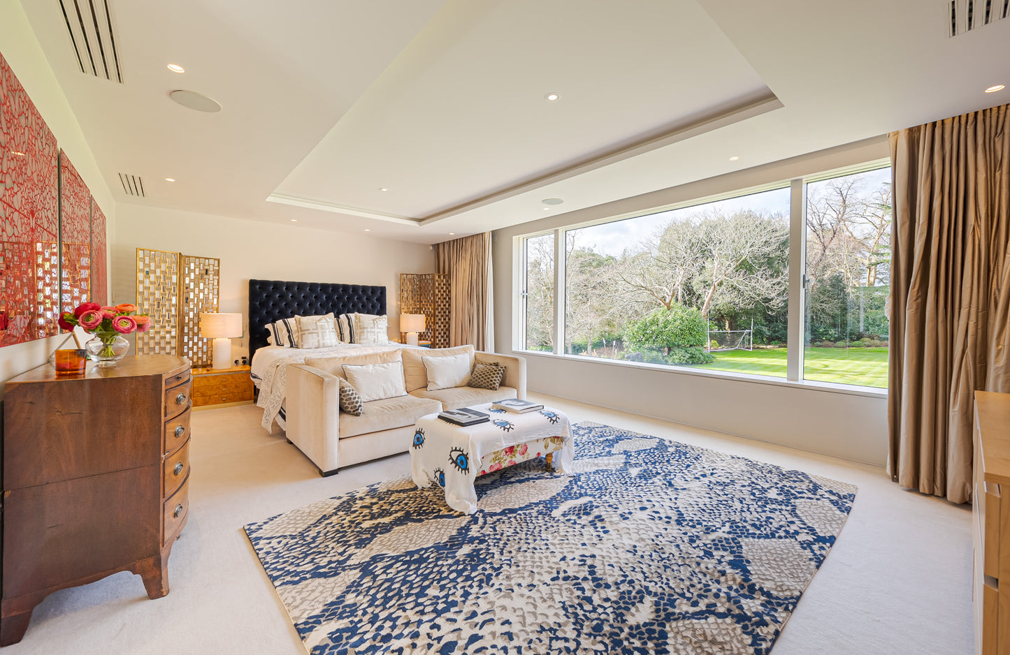 Architectural Gem Glass House Kingston