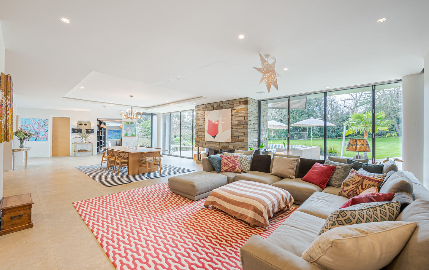 Architectural Gem Glass House Kingston