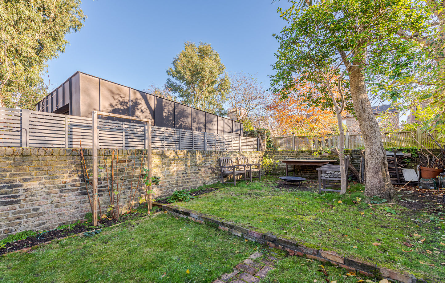 Pretty Pastel Terrace House