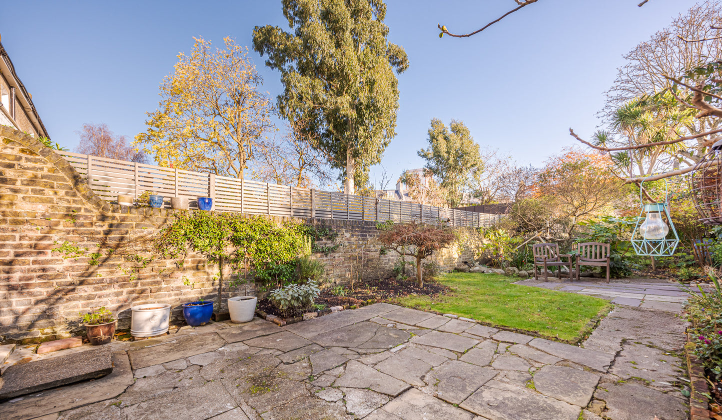 Pretty Pastel Terrace House