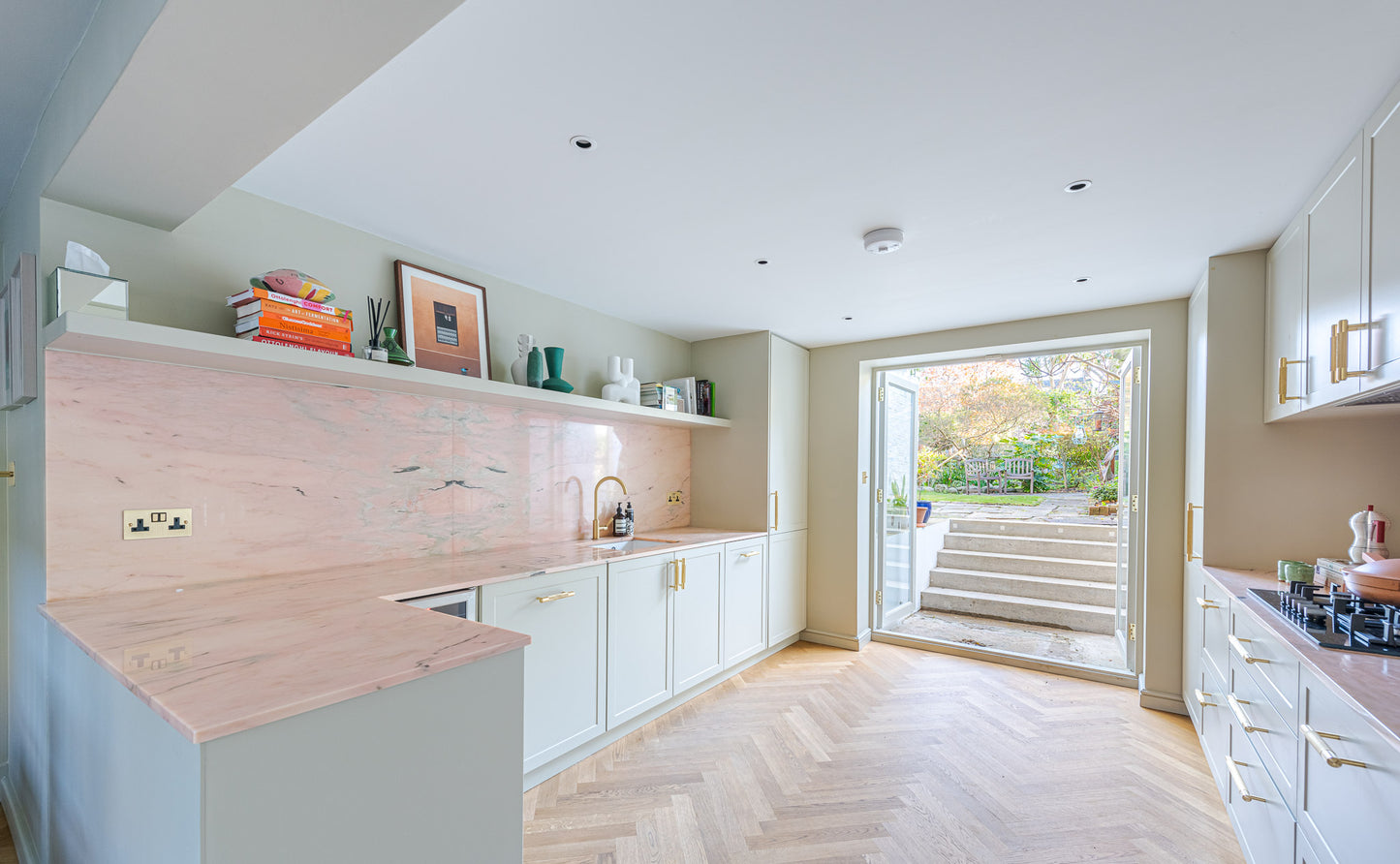 Pretty Pastel Terrace House