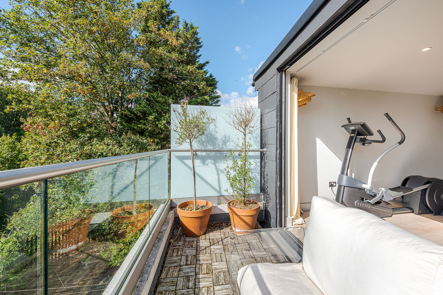 Exquisitely Colourful Town House