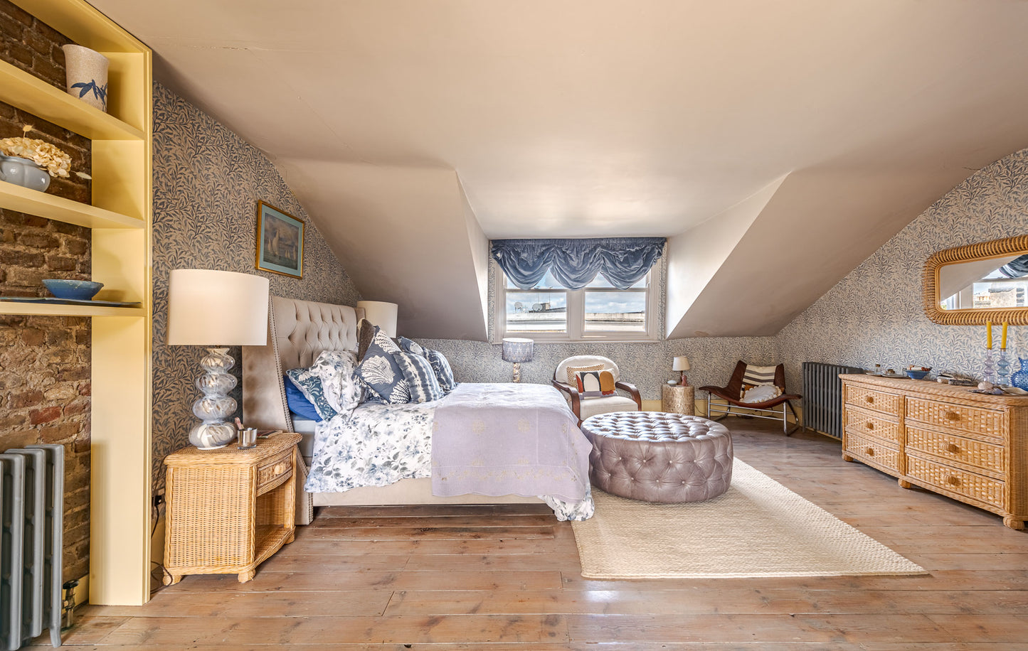 Exquisitely Colourful Town House