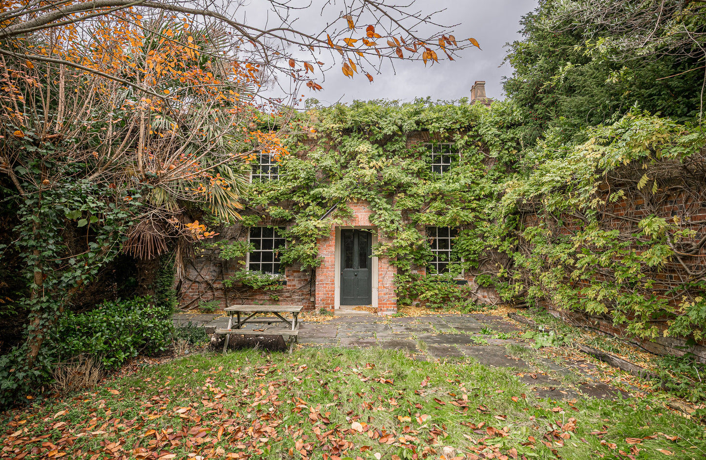 Walled Garden Exposed Brick Surrey