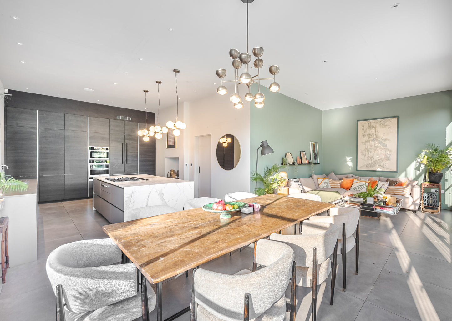 Light Filled Modernised Period Villa Richmond