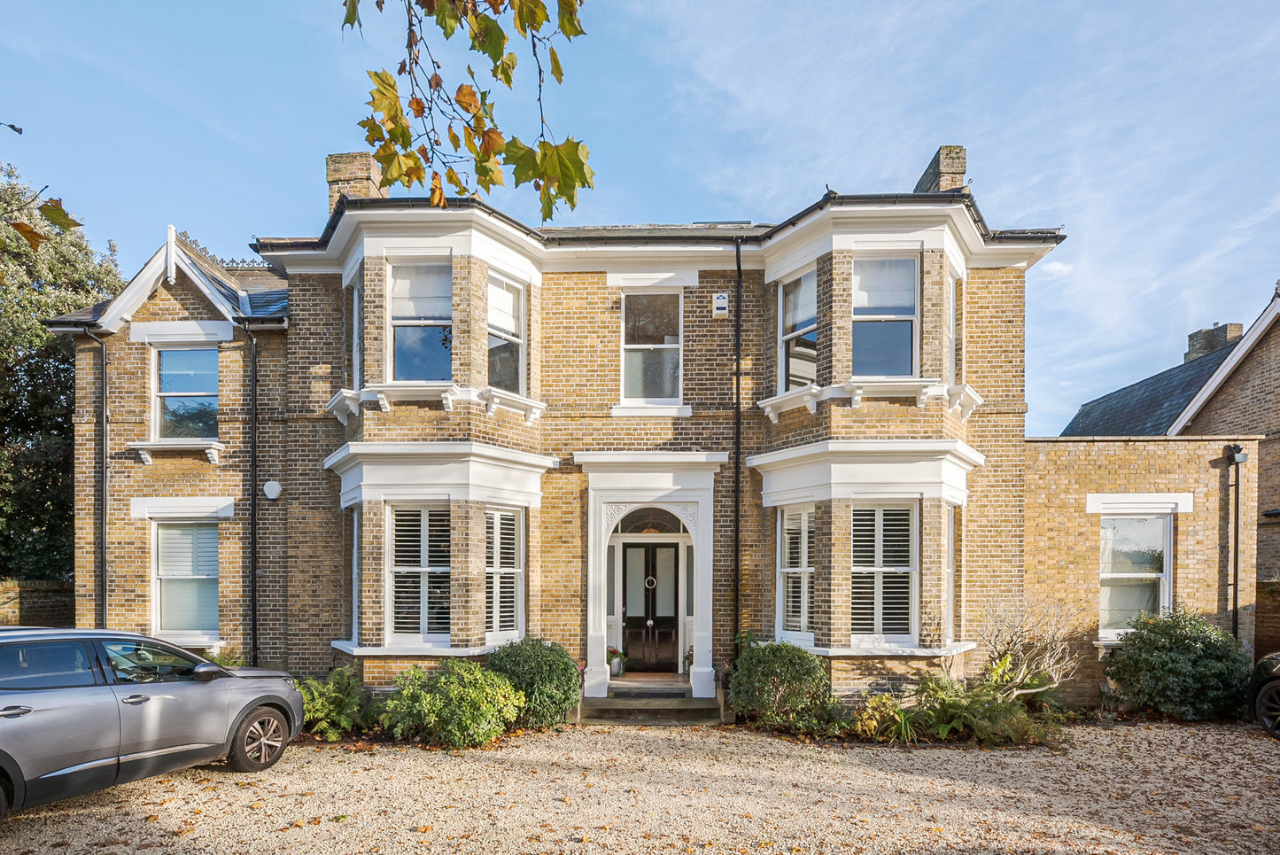 Light Filled Modernised Period Villa Richmond